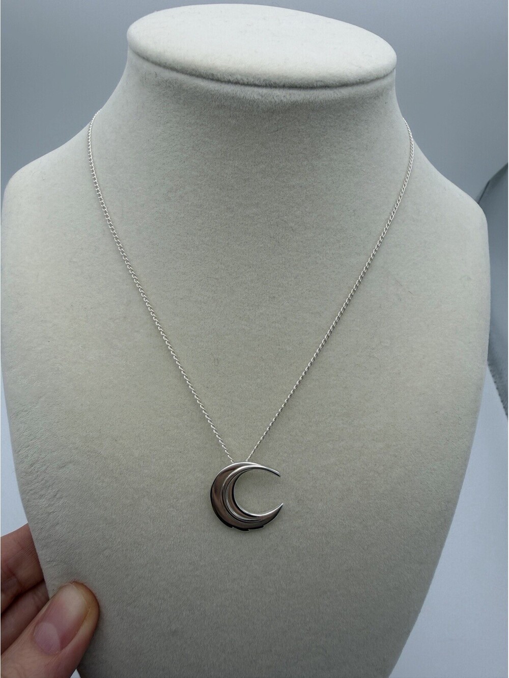Tiffany&Co. Feather Crescent Moon Pendant & Frank Gehry Necklace Collectible